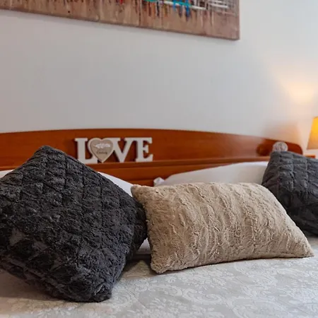 Apartamento Two Villas With Pool And Jacuzzi, Villa Marin Pridraga *