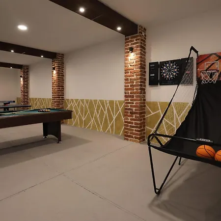 Apartamento Two Villas With Pool And Jacuzzi, Villa Marin Pridraga Pridraga